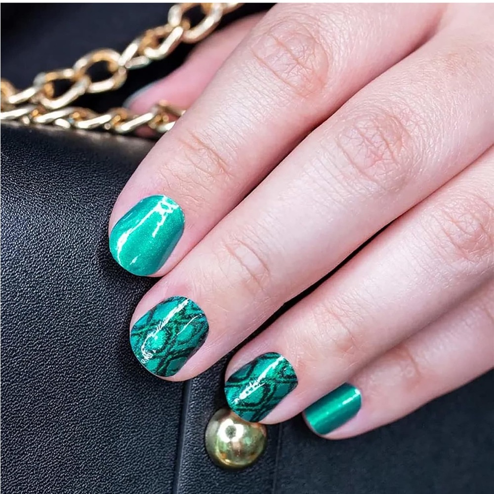 *Retired* Color Street: Snake My Day | Green Emerald Snakeskin Scales Black